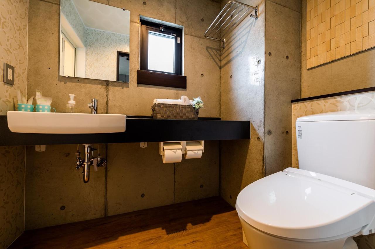Hotel Little Island Okinawa Matsuyama Naha Exterior photo